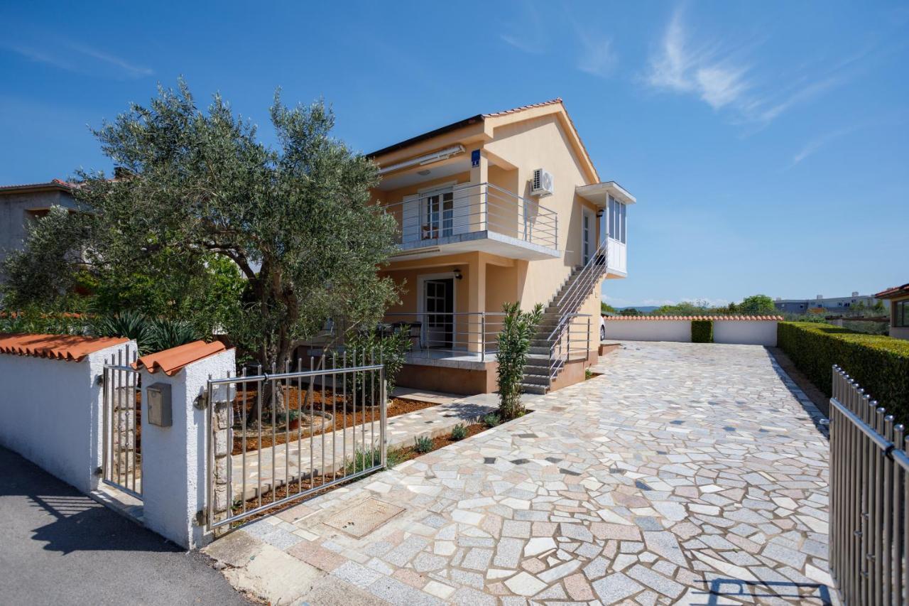 Apartmani Bakran Krk Town Exterior foto