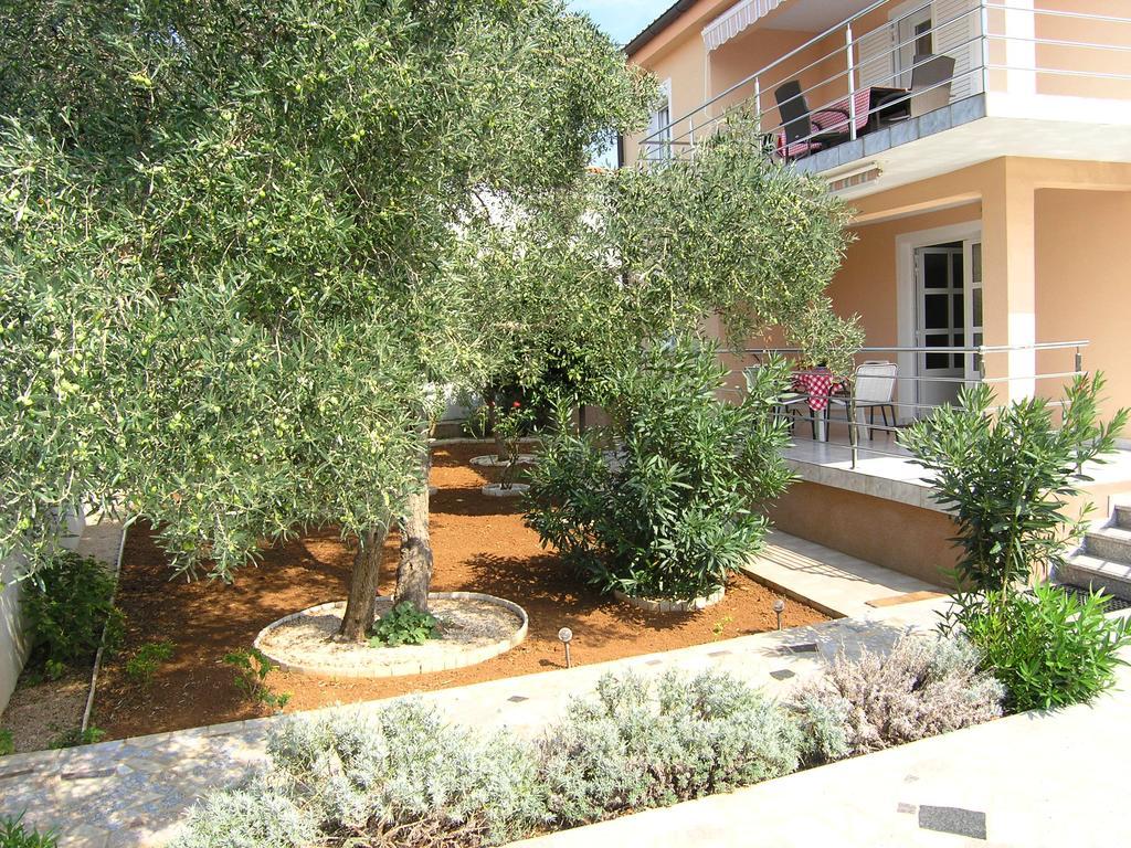 Apartmani Bakran Krk Town Exterior foto